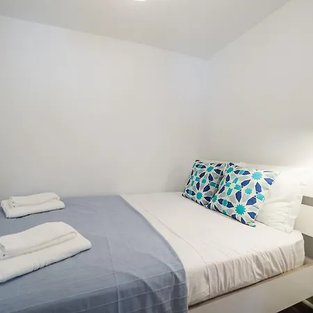 Shortstayflat - Living In Bairro Alto * Lisbona
